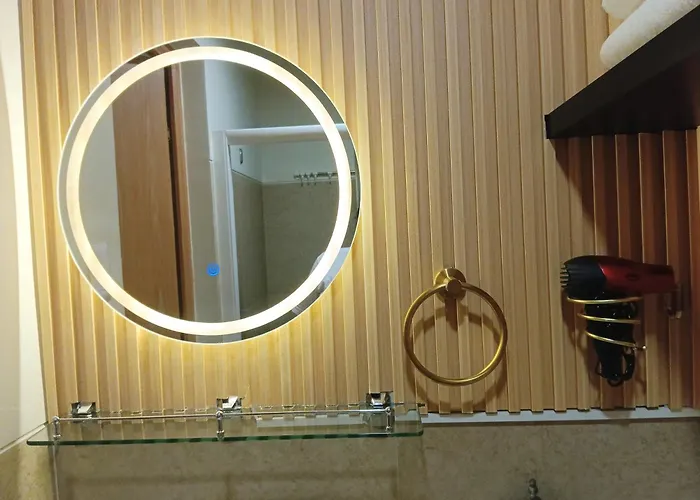 Lovers' Cozy 1br Near Mall And Airport With Free Netflix Premium And 100 Mbps Wifi