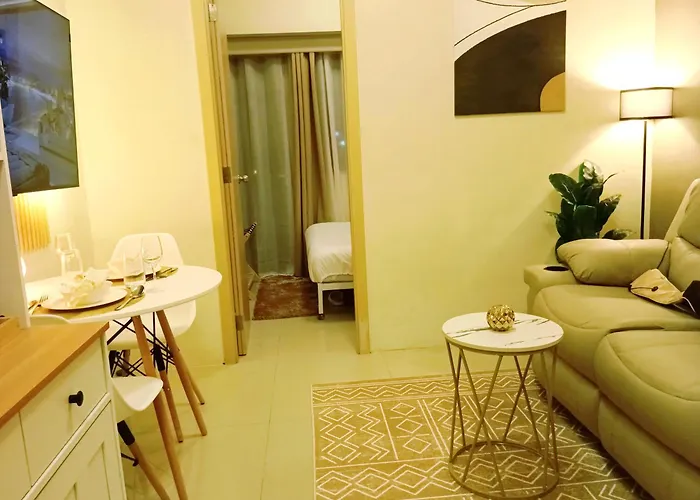 Lovers' Cozy 1br Near Mall And Airport With Free Netflix Premium And 100 Mbps Wifi * Manila