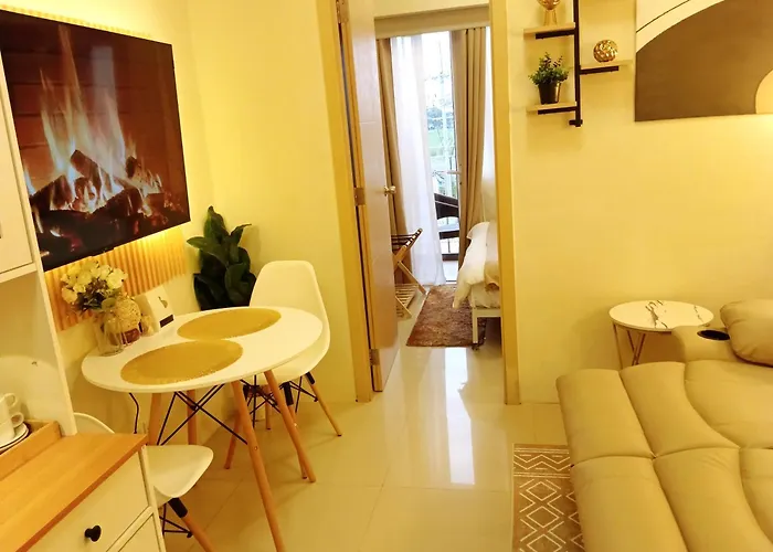 Lovers' Cozy 1br Near Mall And Airport With Free Netflix Premium And 100 Mbps Wifi *