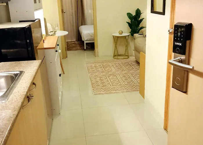 Lovers' Cozy 1br Near Mall And Airport With Free Netflix Premium And 100 Mbps Wifi *