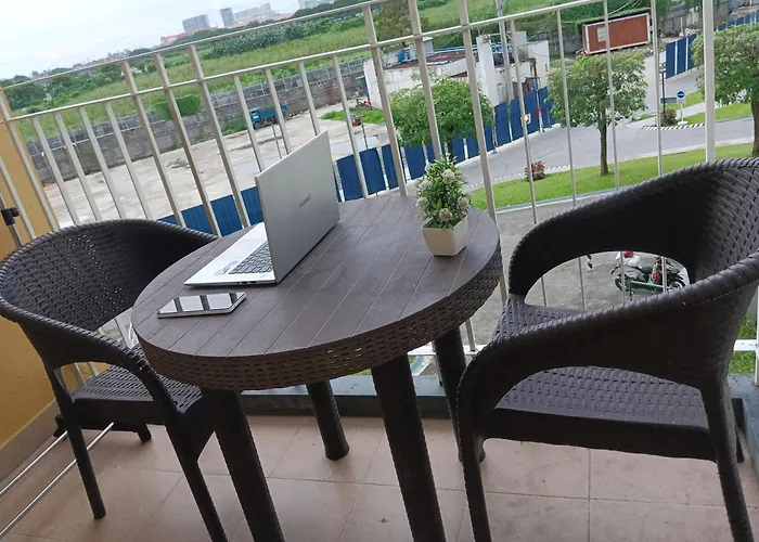 Lovers' Cozy 1br Near Mall And Airport With Free Netflix Premium And 100 Mbps Wifi Apartamento Manila