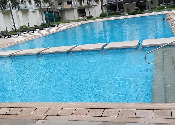 Lovers' Cozy 1br Near Mall And Airport With Free Netflix Premium And 100 Mbps Wifi * Manila