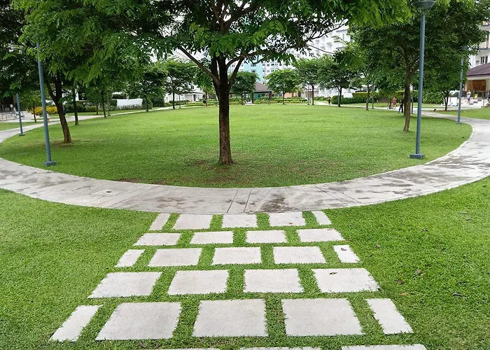 Lovers' Cozy 1br Near Mall And Airport With Free Netflix Premium And 100 Mbps Wifi * Manila